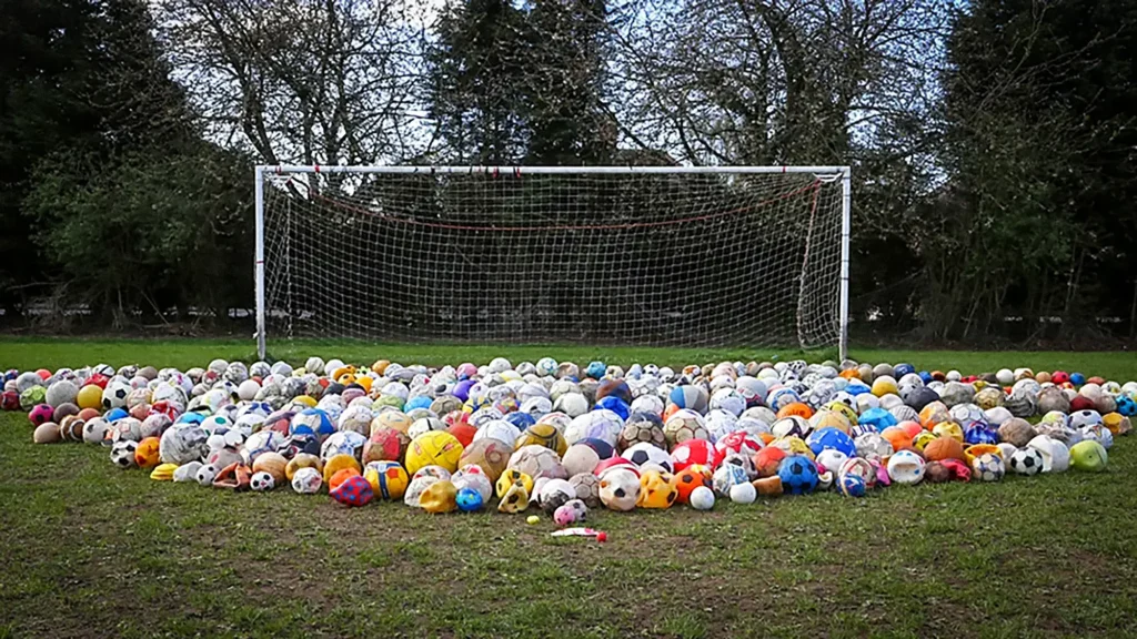 How to make Football more eco-friendly? PENALTY Project by Mandy Barker